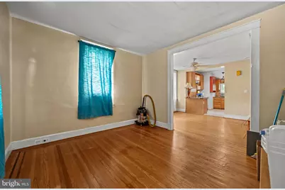 52 N Prospect Avenue N, Baltimore, MD 21228 - Photo 4