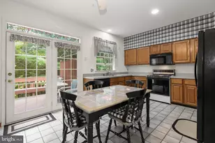 16 Hewetson Ct, Lutherville Timonium, MD 21093 - Photo 12