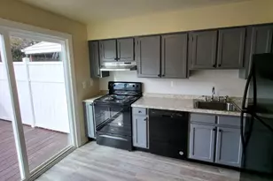 8 Perryfalls Pl, Nottingham, MD 21236 - Photo 6