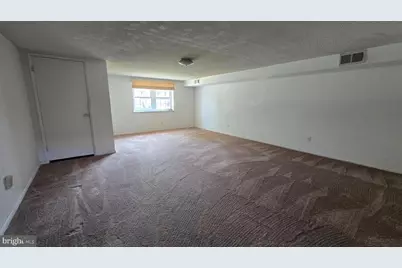 1016 Grovehill Road, Baltimore, MD 21227 - Photo 38
