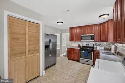 2106 N Rolling Road N, Windsor Mill, MD 21244 - Photo 10
