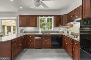 300 Stonehurst Rd, Phoenix, MD 21131 - Photo 12