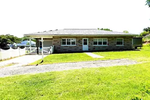 3028 Tennessee, Halethorpe, MD 21227 - Photo 6
