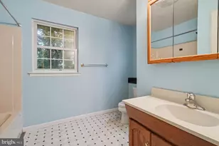 1702 Oakfield Ave, Baltimore, MD 21221 - Photo 10