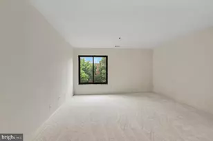 1 Southerly Ct, Towson, MD 21286 - Photo 14