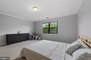 22 Alanbrooke Ct, Towson, MD 21204 - Photo 18