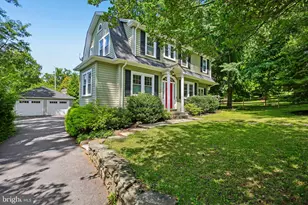 16 Overhill Rd, Catonsville, MD 21228 - Photo 2