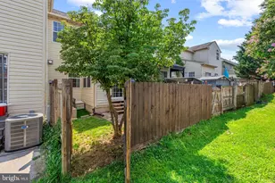 44 Gunfalls Garth, Baltimore, MD 21236 - Photo 38