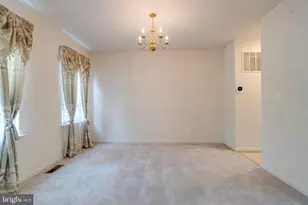 221 Seamaster Rd, Essex, MD 21221 - Photo 10