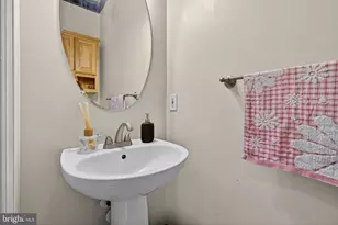 5076 Springhouse Cir, Rosedale, MD 21237 - Photo 8