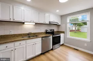 1414 King William Dr, Baltimore, MD 21228 - Photo 16