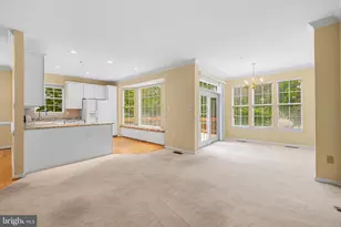 530 Limerick Cir, Lutherville Timonium, MD 21093 - Photo 10