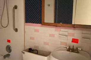 907 Stormont Cir, Baltimore, MD 21227 - Photo 10