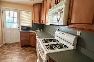 1707 Stokesley, Baltimore, MD 21222 - Photo 4
