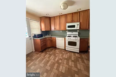 1707 Stokesley, Baltimore, MD 21222 - Photo 2