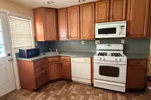 1707 Stokesley, Baltimore, MD 21222 - Photo 2