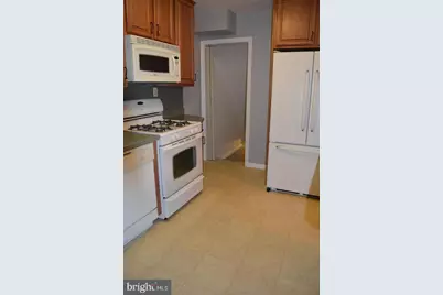 1707 Stokesley, Baltimore, MD 21222 - Photo 4