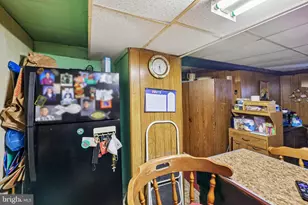 525 Winters Ln, Baltimore, MD 21228 - Photo 24