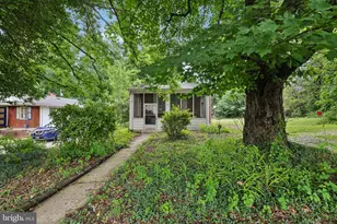 525 Winters Ln, Baltimore, MD 21228 - Photo 1