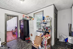525 Winters Ln, Baltimore, MD 21228 - Photo 12
