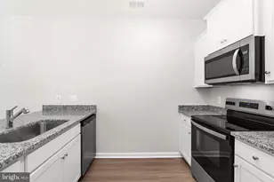 8112 Bartholomew Ct, Baltimore, MD 21206 - Photo 16
