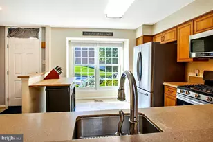 8006 Green Valley Ln, Owings Mills, MD 21117 - Photo 10