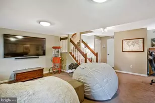 8006 Green Valley Ln, Owings Mills, MD 21117 - Photo 26