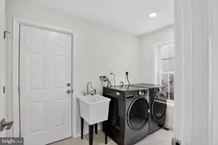 9536 Meadows Farm Dr, Owings Mills, MD 21117 - Photo 28