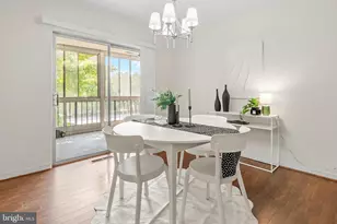 25 Stonehenge Cir, Pikesville, MD 21208 - Photo 4