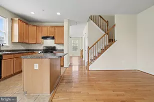 9715 Luguna Rd, Baltimore, MD 21220 - Photo 8
