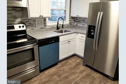 1314 Woodbridge, Baltimore, MD 21228 - Photo 4