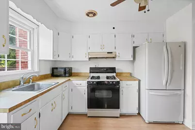 8113 Glen Gary Road, Towson, MD 21286 - Photo 12