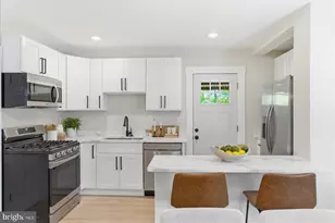 1 Glenwood Ave, Baltimore, MD 21228 - Photo 12