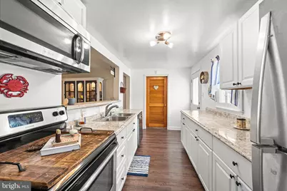8011 Shore Road, Baltimore, MD 21219 - Photo 12