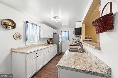 8011 Shore Road, Baltimore, MD 21219 - Photo 10