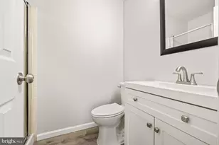 884 Lowe Rd, Middle River, MD 21220 - Photo 6