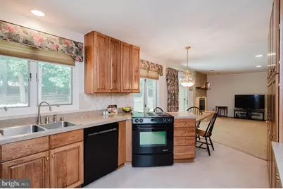 1421 Autumn Leaf Road, Towson, MD 21286 - Photo 10