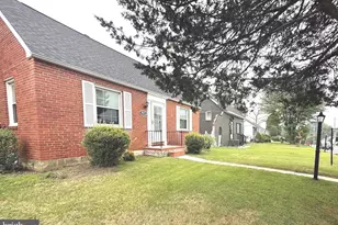 7915 Rolling View Ave, Nottingham, MD 21236 - Photo 4