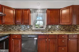 7022 Deerfield Rd, Pikesville, MD 21208 - Photo 12