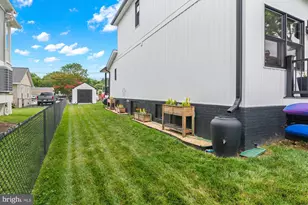 2724 Holly Beach Rd, Baltimore, MD 21221 - Photo 20
