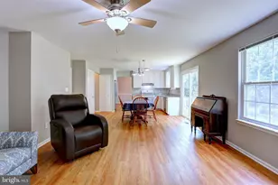 619 Cinnamon Tree Ct, Catonsville, MD 21228 - Photo 20