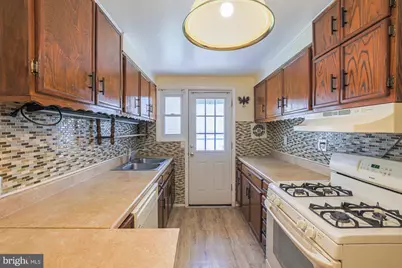 1021 Foxchase Lane, Essex, MD 21221 - Photo 18