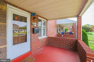 1021 Foxchase Ln, Essex, MD 21221 - Photo 6