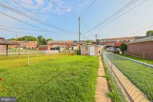 1021 Foxchase Ln, Essex, MD 21221 - Photo 26