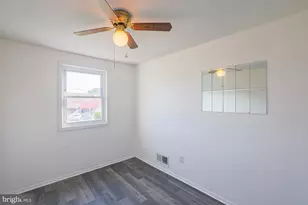 1021 Foxchase Ln, Essex, MD 21221 - Photo 22