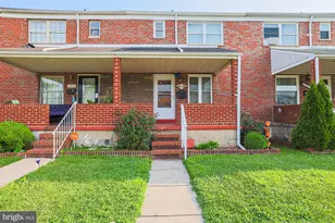 1021 Foxchase Ln, Essex, MD 21221 - Photo 1