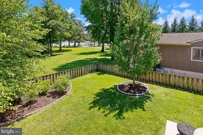 146 Holly Circle, Baltimore, MD 21221 - Photo 2