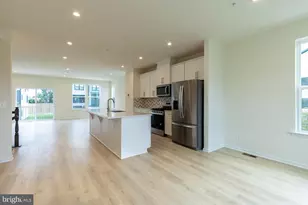 1823 Constellation Dr, Baltimore, MD 21222 - Photo 8