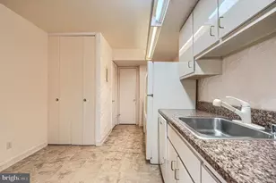 37 Stonehenge Cir, Pikesville, MD 21208 - Photo 16