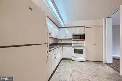 37 Stonehenge Circle #10, Pikesville, MD 21208 - Photo 18